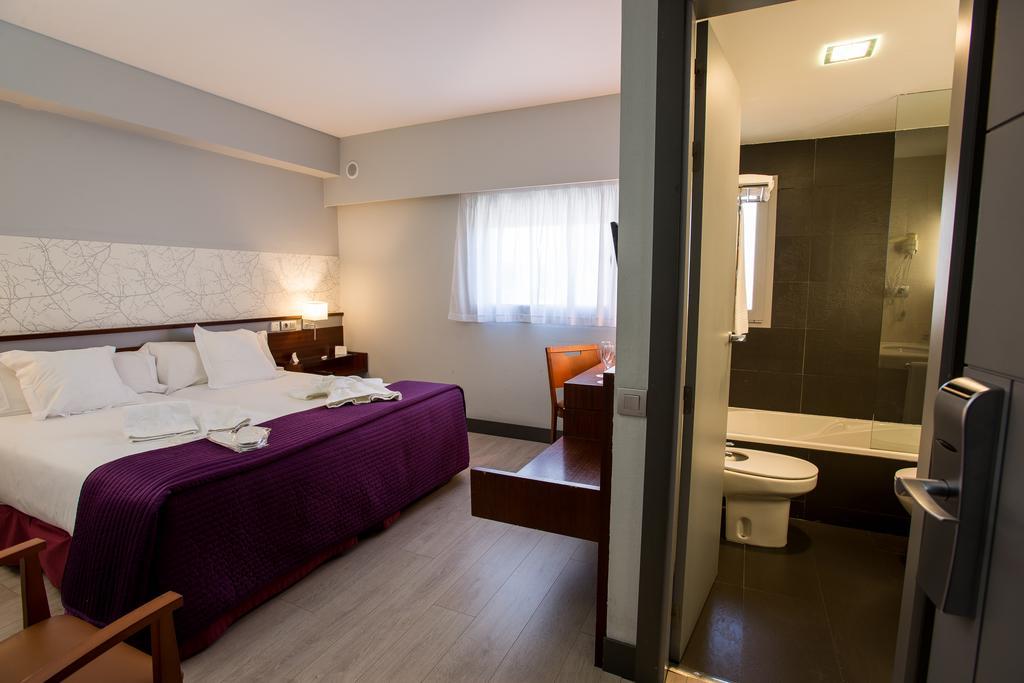 Hostal Torrejon Torrejón de Ardoz Exterior foto