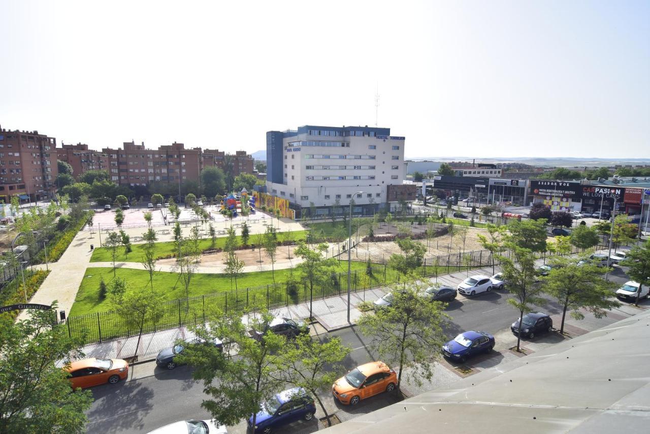 Hostal Torrejon Torrejón de Ardoz Exterior foto
