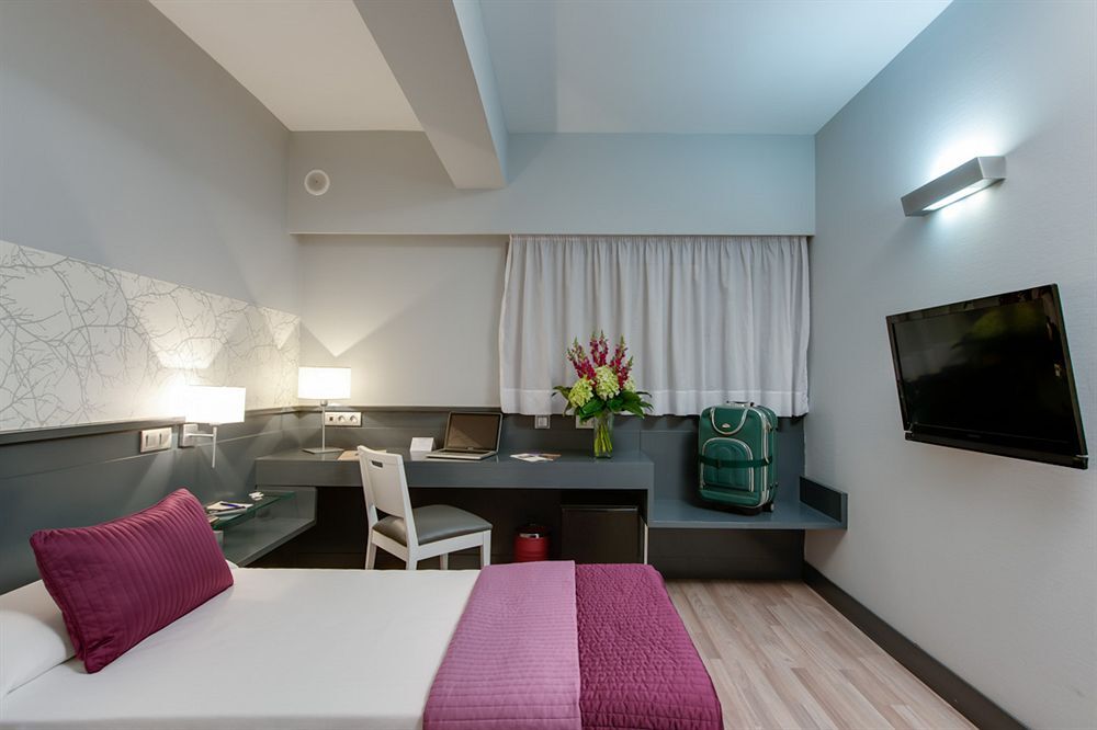 Hostal Torrejon Torrejón de Ardoz Exterior foto